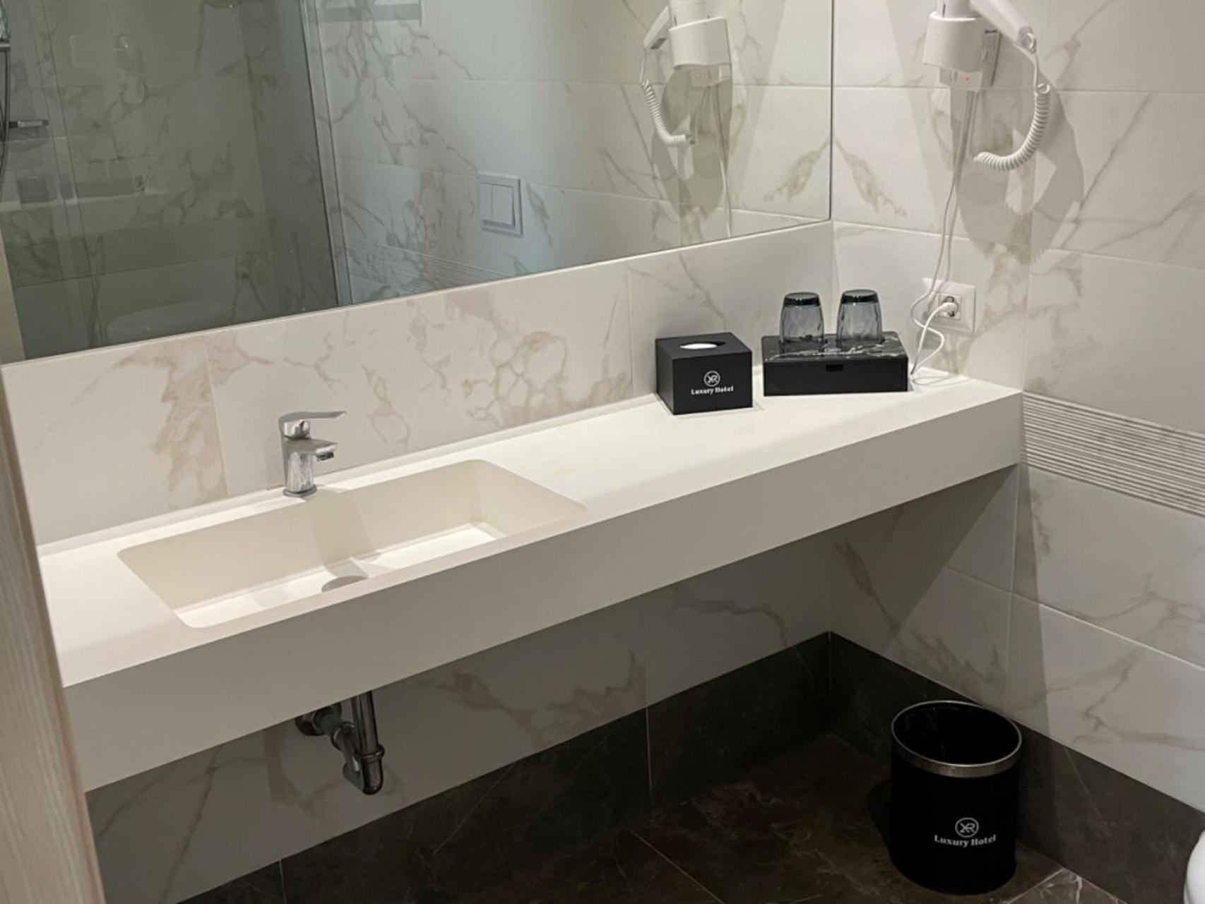 Hotelluxuryprato מראה חיצוני תמונה