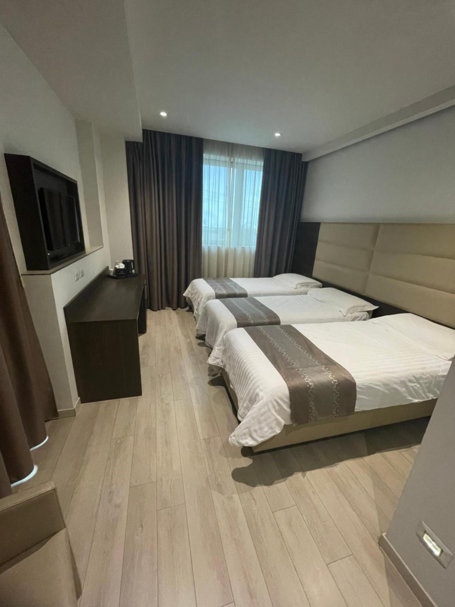 Hotelluxuryprato מראה חיצוני תמונה