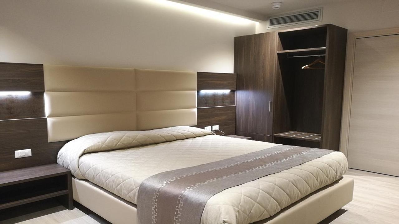 Hotelluxuryprato מראה חיצוני תמונה